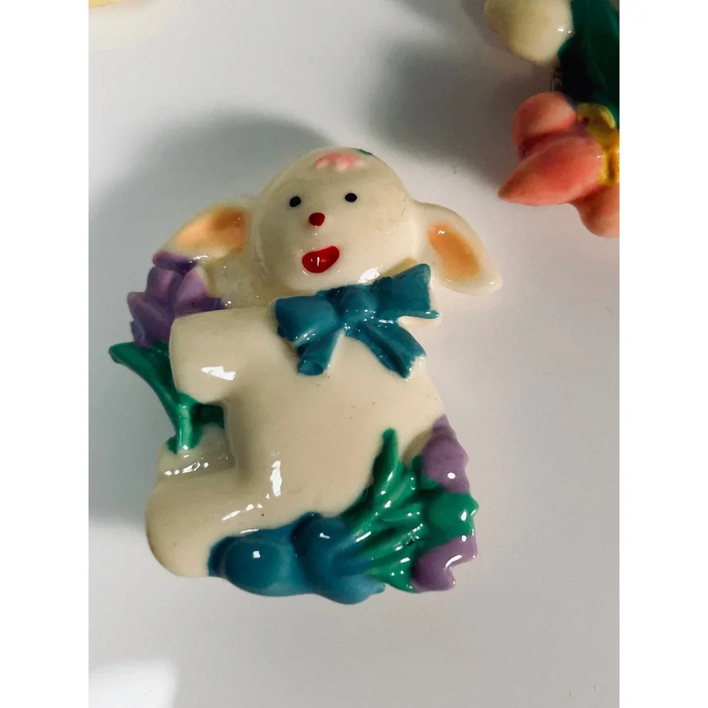 Vintage Easter Bunny Button Covers Kitsch Plastic‎ Holiday Colorful